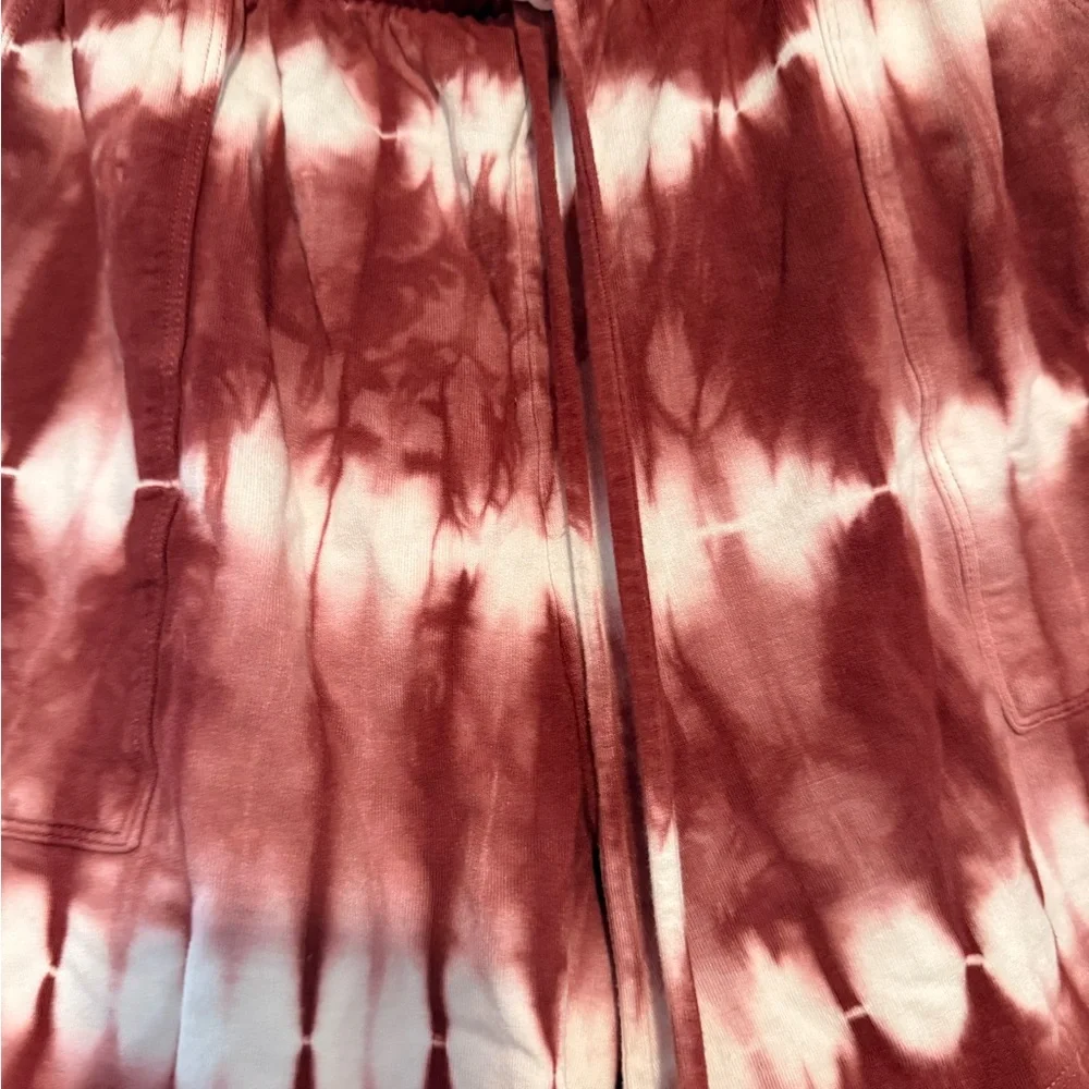 🩷 Knox Rose Tie-Dye Shorts- Medium